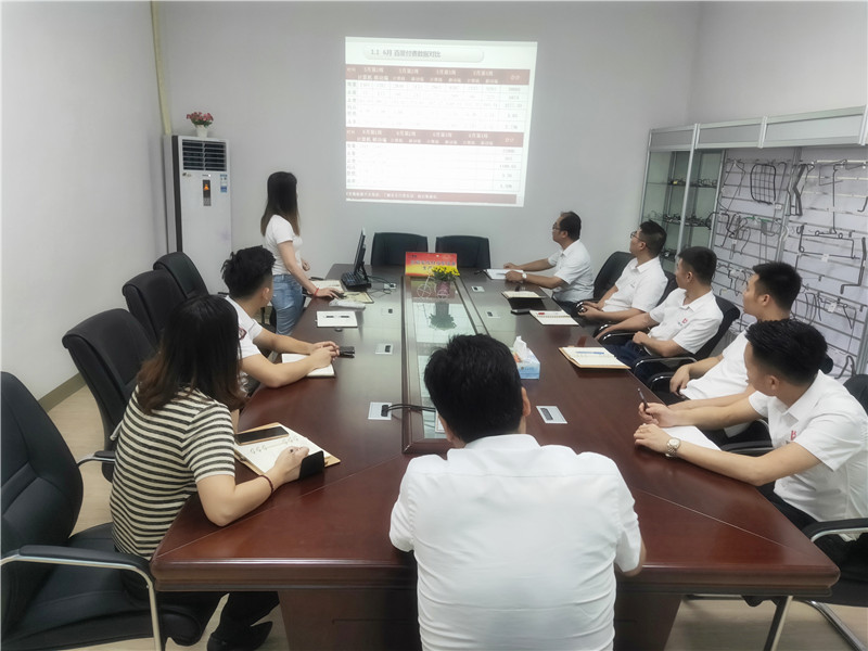 總結使人進步，計劃使人思路清晰——貝朗成型折彎設備